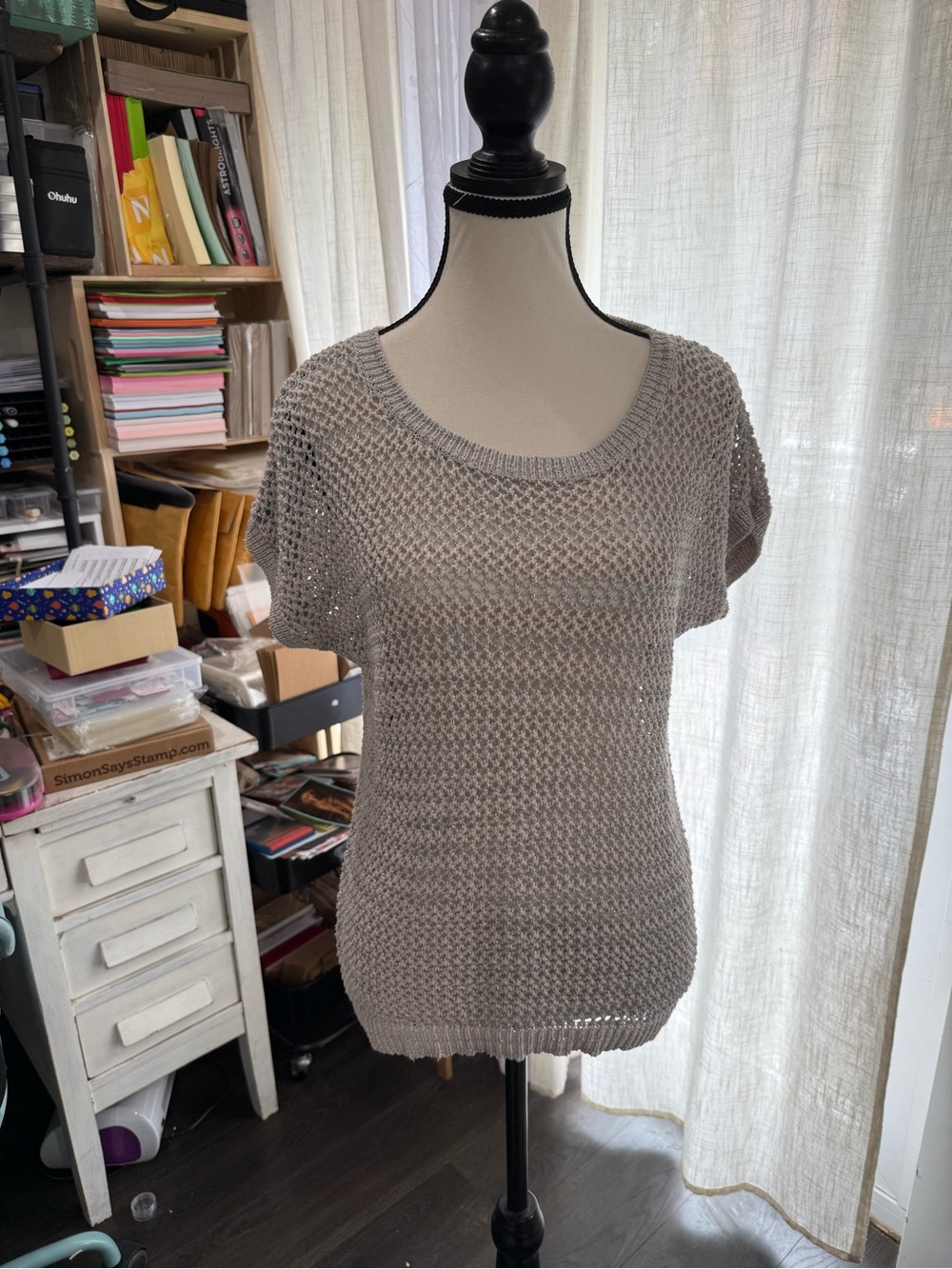Open-Knit Short Sleeve Crewneck Sweater in Light Gray